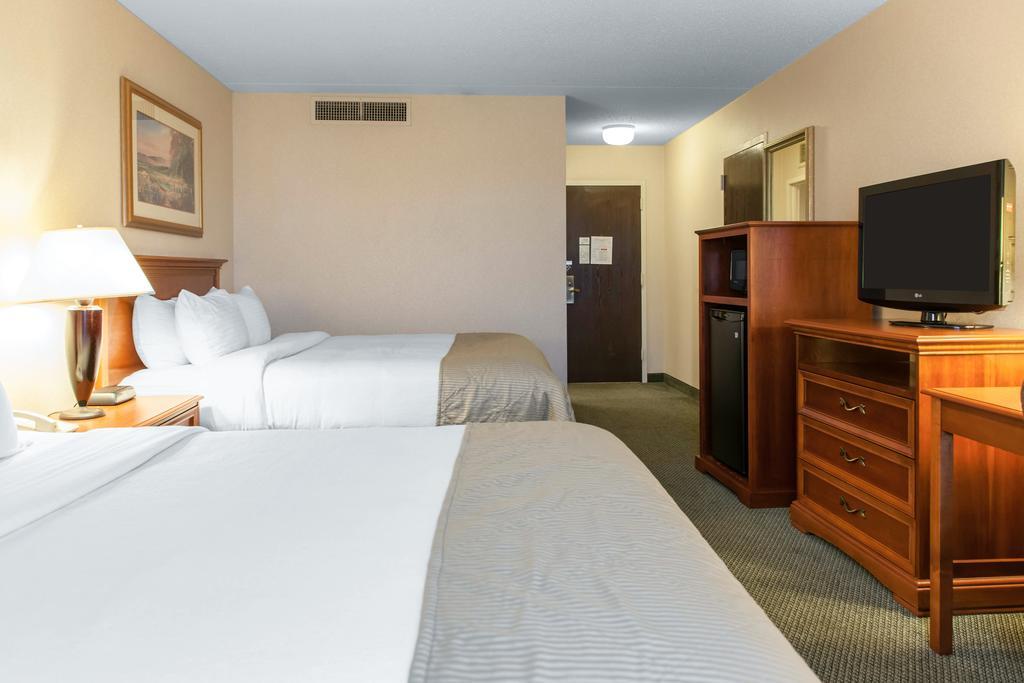 Clarion Hotel And Conference Center Columbus Kamer foto